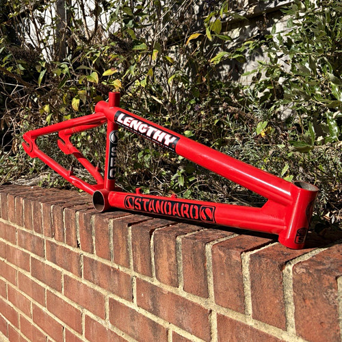 Standard lengthy mid - standard, school